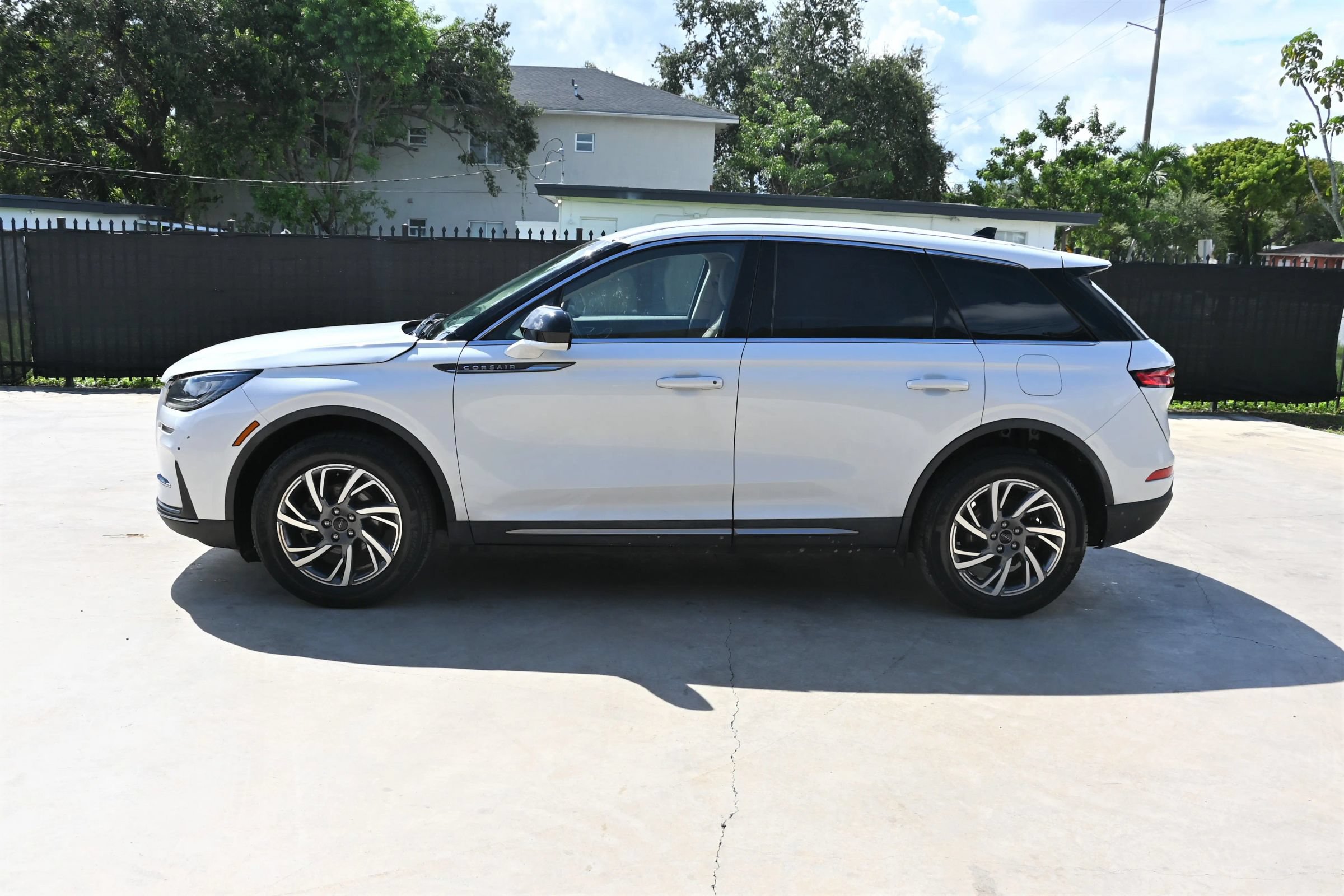 Used 2023 Lincoln Corsair FWD image 7