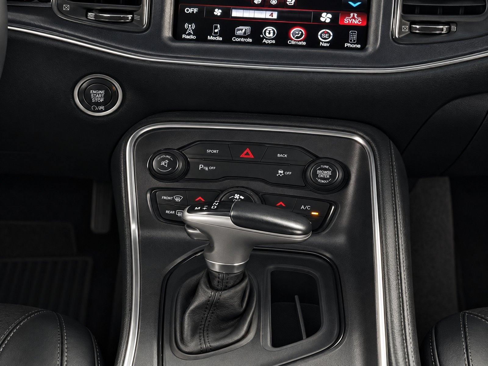 Used 2015 Dodge Challenger SXT Plus RWD image 18