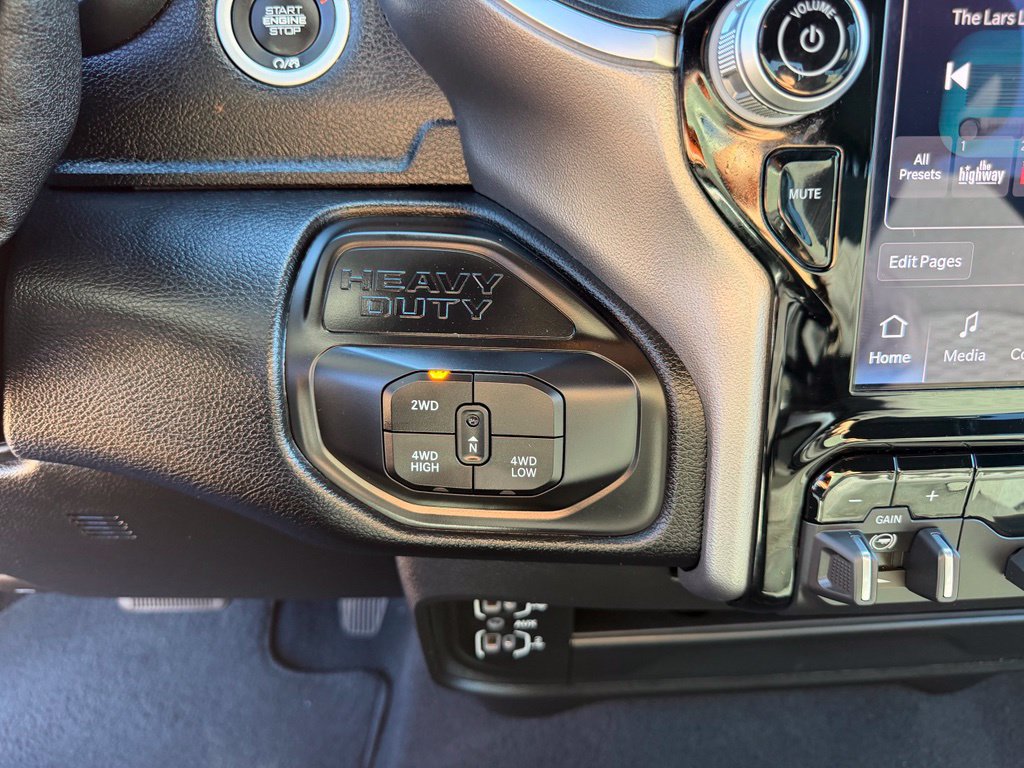 Used 2026 RAM 3500 Big Horn AWD/4WD image 24