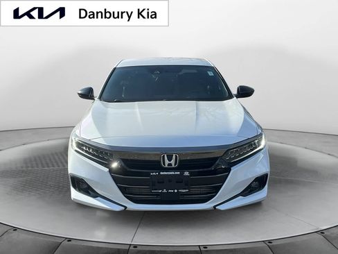 Used 2021 Honda Accord Sport image 2