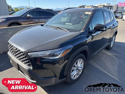 Used 2024 Toyota Corolla Cross LE AWD/4WD image 9