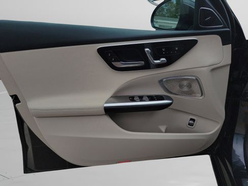 Certified 2025 Mercedes-Benz C 300 Sedan image 27