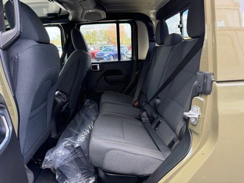 New 2026 Jeep Gladiator Sport image 23