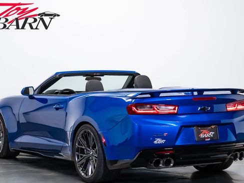 Used 2018 Chevrolet Camaro ZL1 w/ LPO, ZL1 Protection Package RWD image 3