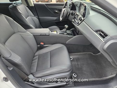 Certified 2024 Lexus ES 350 w/ Premium Package FWD image 18