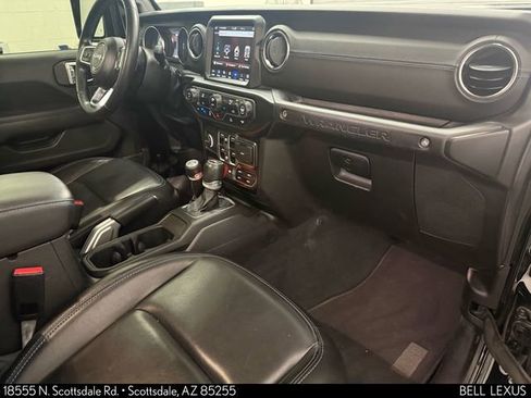 Used 2021 Jeep Wrangler Unlimited Rubicon 4xe image 28