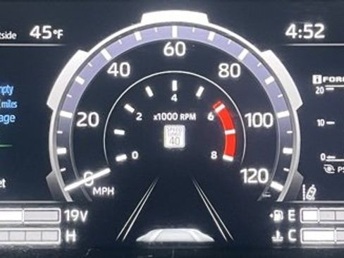 Used 2024 Toyota Tundra Limited image 15