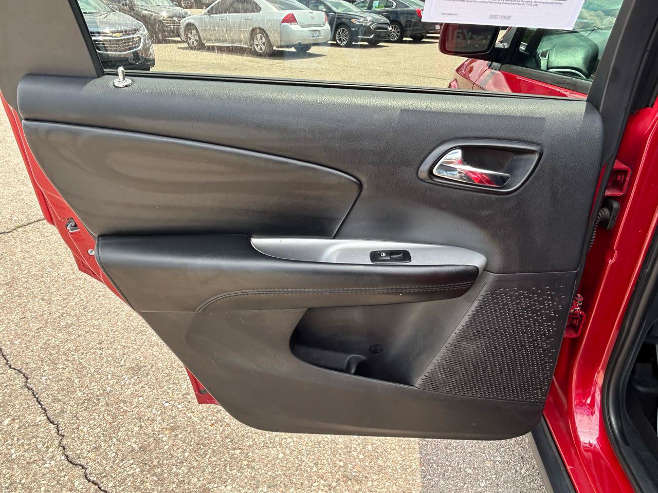 Used 2018 Dodge Journey SE w/ Connectivity Group FWD image 14