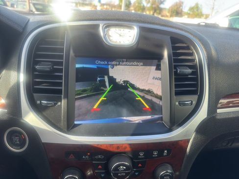 Used 2012 Chrysler 300 Limited image 16