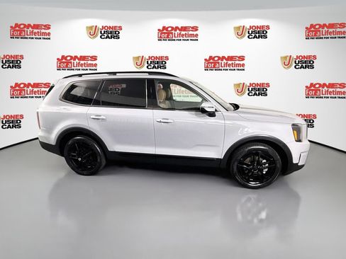 Used 2025 Kia Telluride EX X-Line AWD/4WD image 18