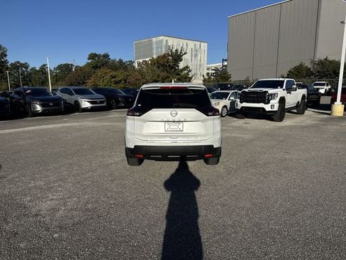 New 2026 Nissan Rogue SV image 6