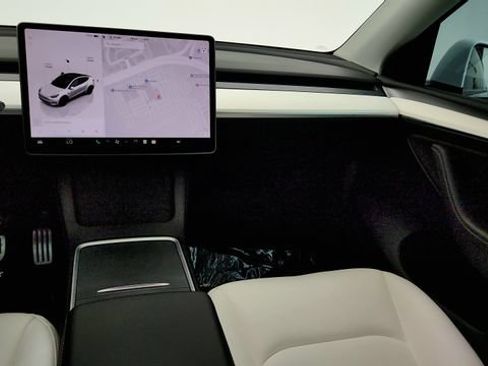 Used 2024 Tesla Model Y Performance AWD/4WD image 50