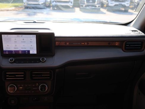 Used 2023 Ford Maverick Lariat w/ Lariat Luxury Package image 24