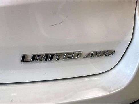 Used 2019 Toyota Highlander Limited AWD/4WD image 10