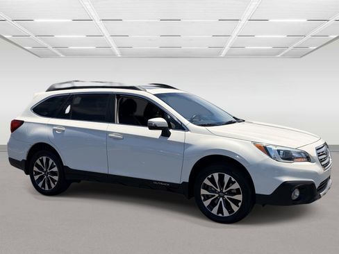 Used 2017 Subaru Outback 2.5i Limited AWD/4WD image 7