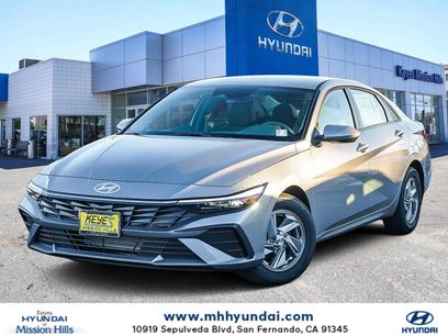 New 2026 Hyundai Elantra SE