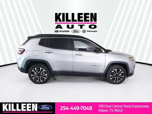 Used 2023 Jeep Compass Limited AWD/4WD image 9