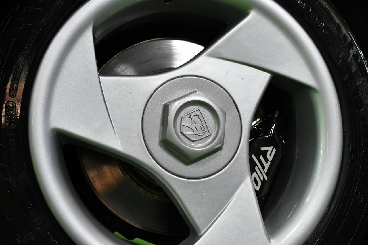 Used 1994 Dodge Viper RT/10 RWD image 4