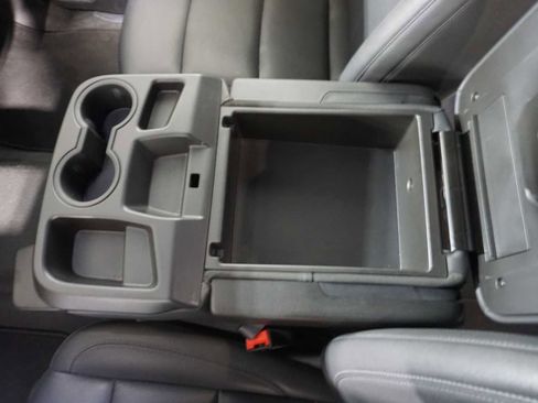 Certified 2025 GMC Sierra 1500 SLT image 21