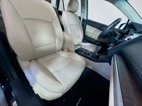 Used 2019 Subaru Outback 2.5i Limited AWD/4WD image 32