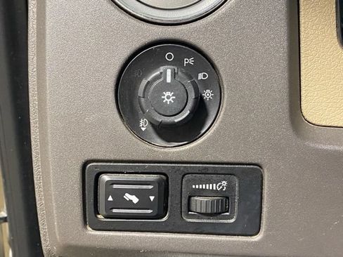 Used 2010 Ford F150 XLT AWD/4WD image 32