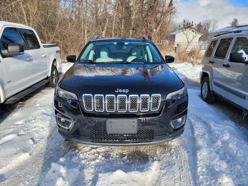 Used 2020 Jeep Cherokee Limited image 2