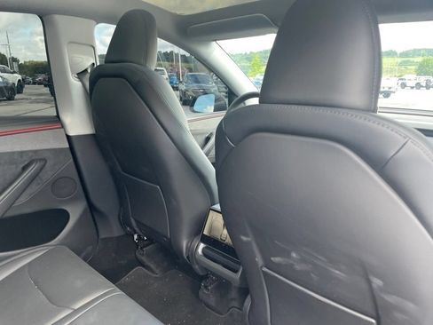 Used 2026 Tesla Model Y 2WD image 13
