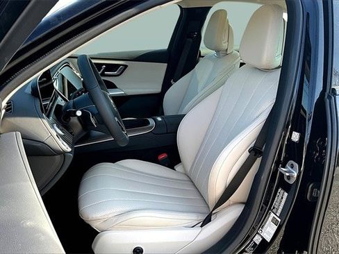 New 2026 Mercedes-Benz E 350 4MATIC Sedan image 12