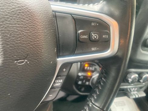 Used 2022 RAM 1500 Big Horn AWD/4WD image 39