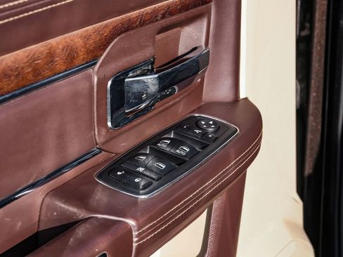 Used 2017 RAM 3500 Laramie Longhorn image 50