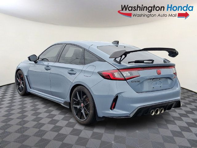 Used 2025 Honda Civic Type R image 4