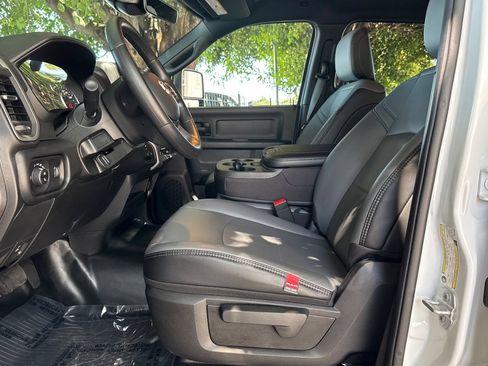 Used 2026 RAM 3500 Tradesman w/ Chrome Appearance Group A AWD/4WD image 10