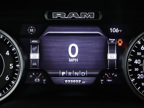 Used 2022 RAM 1500 Laramie w/ Sport Appearance Package image 10