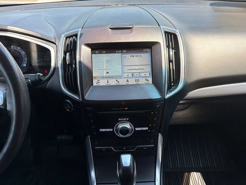 Used 2018 Ford Edge Titanium w/ Technology Package AWD/4WD image 26