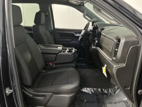 Used 2022 Chevrolet Silverado 1500 LT AWD/4WD image 24
