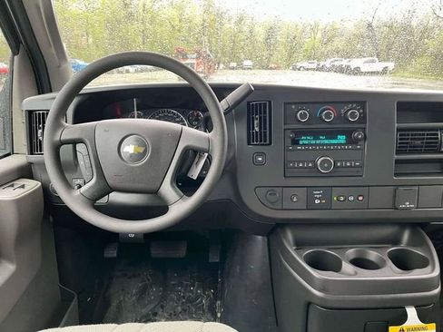 New 2024 Chevrolet Express 3500 w/ Power Convenience Package image 17