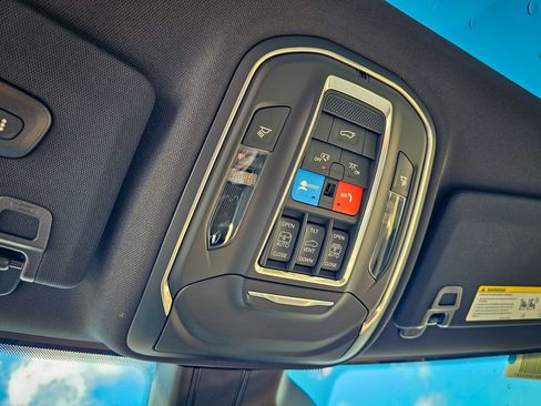 New 2026 Jeep Grand Cherokee Limited AWD/4WD image 30
