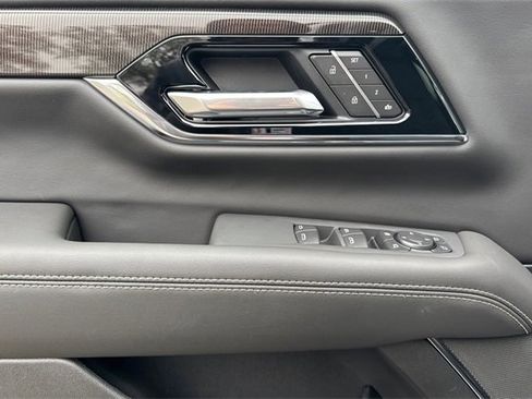 New 2026 GMC Yukon Elevation image 11