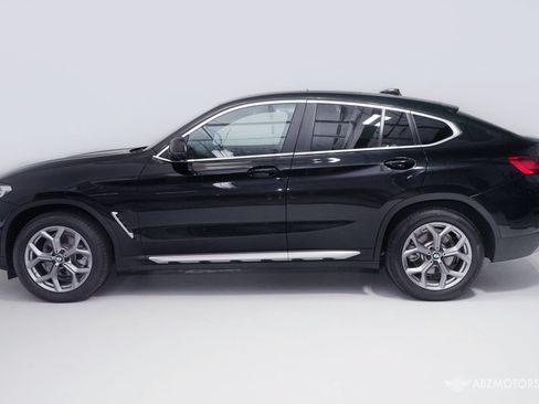 Used 2025 BMW X4 xDrive30i AWD/4WD image 4