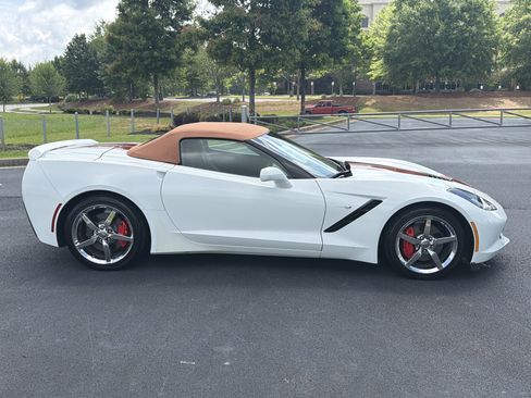 Used 2014 Chevrolet Corvette Stingray Convertible w/ 3LT Preferred Equipment Group RWD image 10
