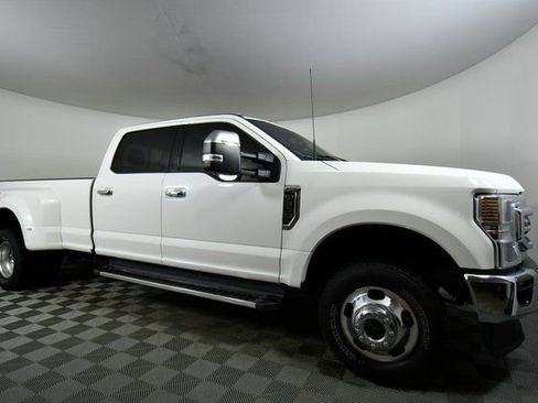 Used 2022 Ford F350 Lariat w/ Lariat Ultimate Package image 9