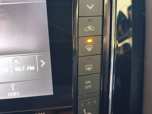 Used 2021 INFINITI QX80 Luxe image 26