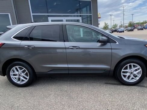 Certified 2023 Ford Edge SEL w/ Convenience Package AWD/4WD image 3