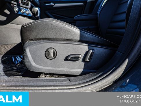 Used 2024 Volkswagen Jetta SE image 20