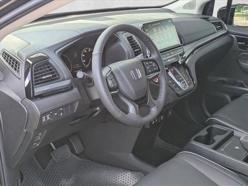 Certified 2026 Honda Odyssey Elite image 11