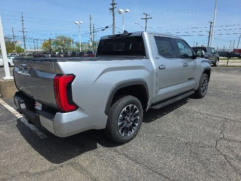 New 2026 Toyota Tundra Limited AWD/4WD image 7