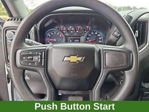 Used 2024 Chevrolet Silverado 2500 Custom w/ Custom Value Package image 10