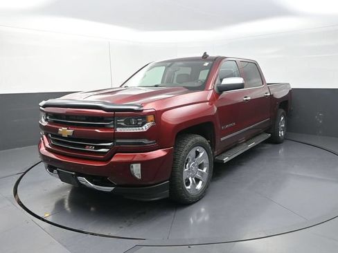 Used 2016 Chevrolet Silverado 1500 LTZ Z71 w/ LTZ Plus Package AWD/4WD image 3