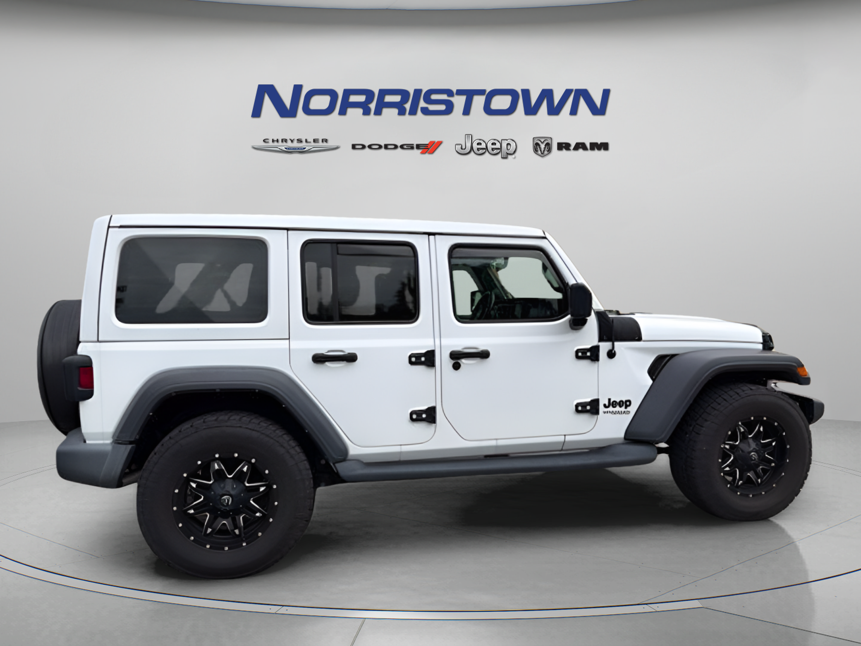 Used 2022 Jeep Wrangler Unlimited Sport w/ Sun And Sound Package AWD/4WD image 8