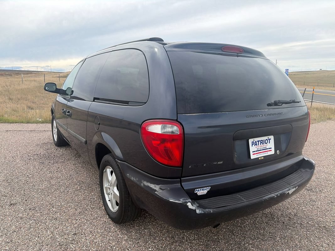 Used 2007 Dodge Grand Caravan SE w/ Popular Equipment Group I FWD image 3